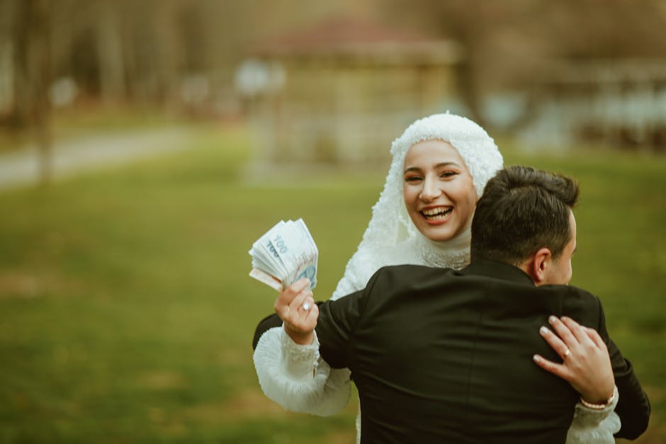 결혼식 축의금을 준비하는 모습